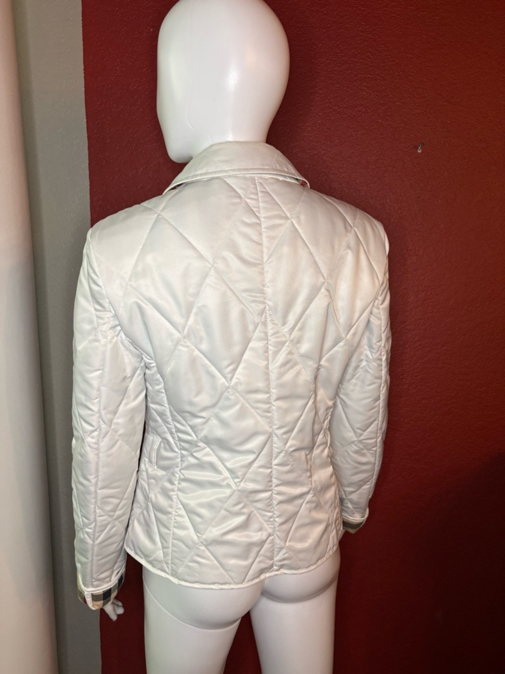 Burberry White Diamond Quilted Jacket - Size S - Iconic Nova Check Lining - Picture 2 of 9